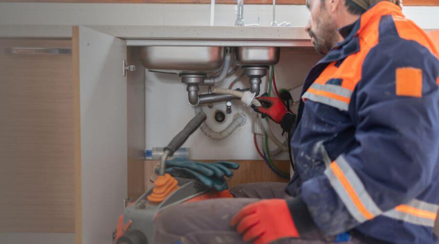 Professional slab leak plumber services in Melvern, KS